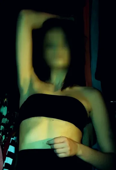 Nawal, 27 años
